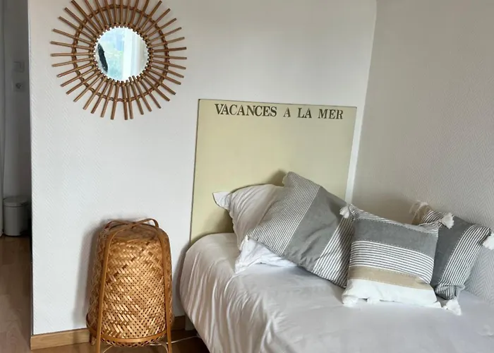 Dom wakacyjny Maison Renovee A Proche De La Mer, Classe Meuble De Tourisme 3 Etoiles Agon-Coutainville