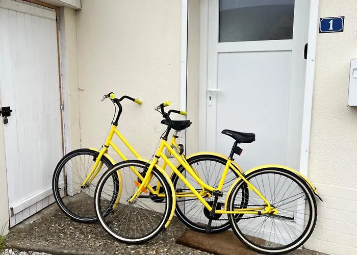 Holiday home Maison Renovee A Proche De La Mer, Classe Meuble De Tourisme 3 Etoiles Agon-Coutainville