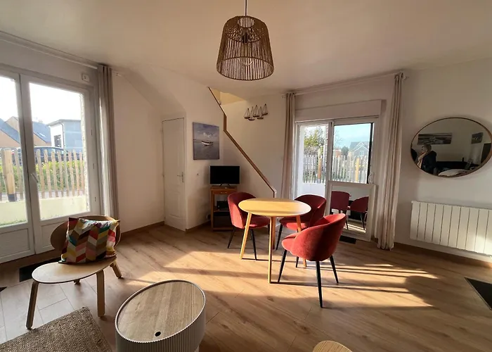 Maison Renovee A Proche De La Mer, Classe Meuble De Tourisme 3 Etoiles Agon-Coutainville